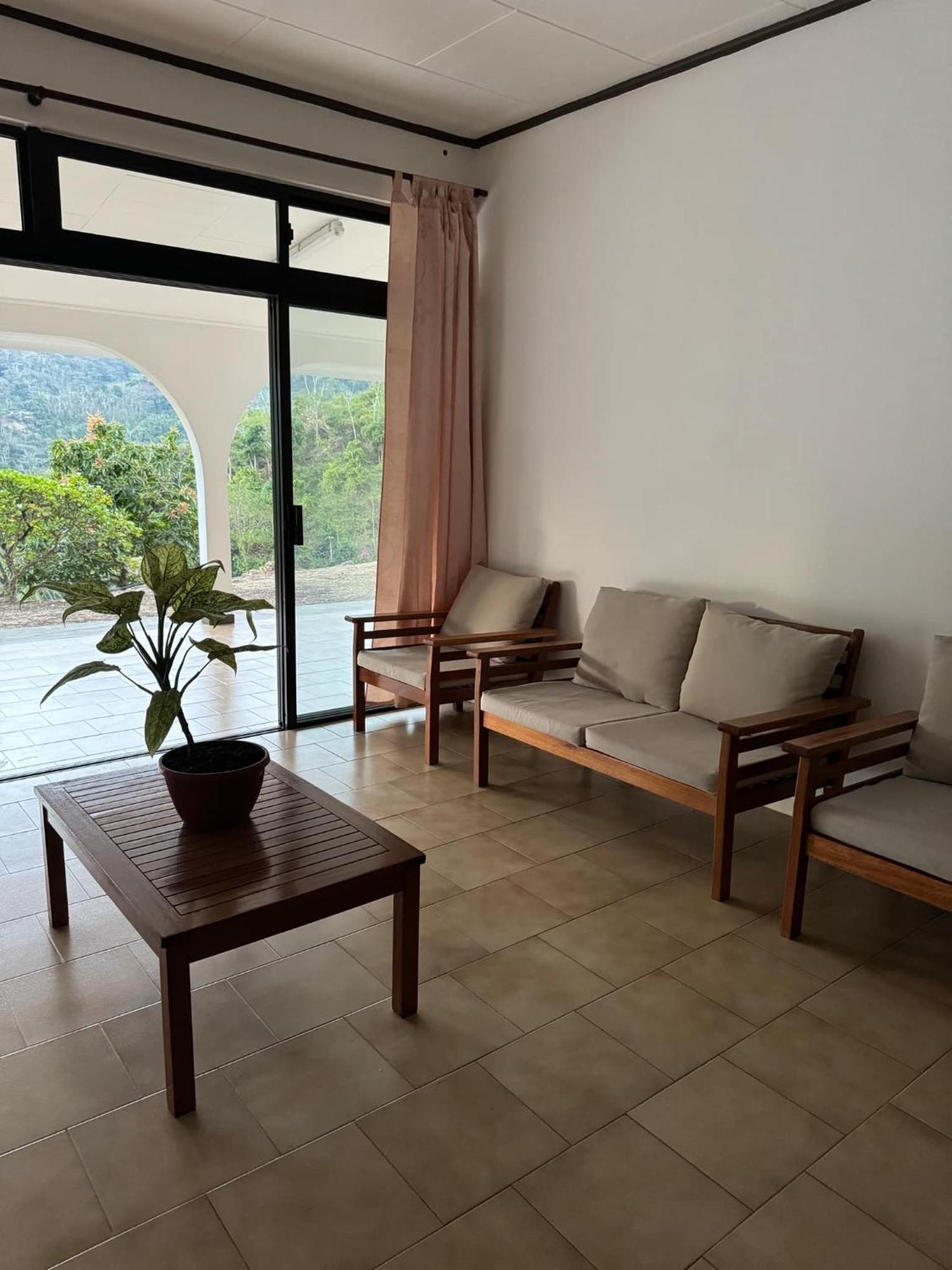 Tiki Lodge Hiva Oa Atuona Kültér fotó