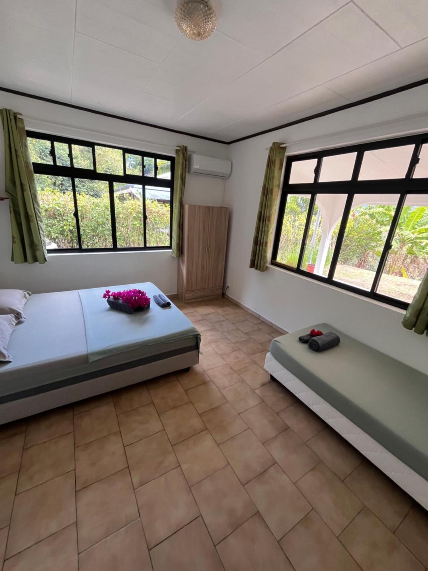 Tiki Lodge Hiva Oa Atuona Kültér fotó