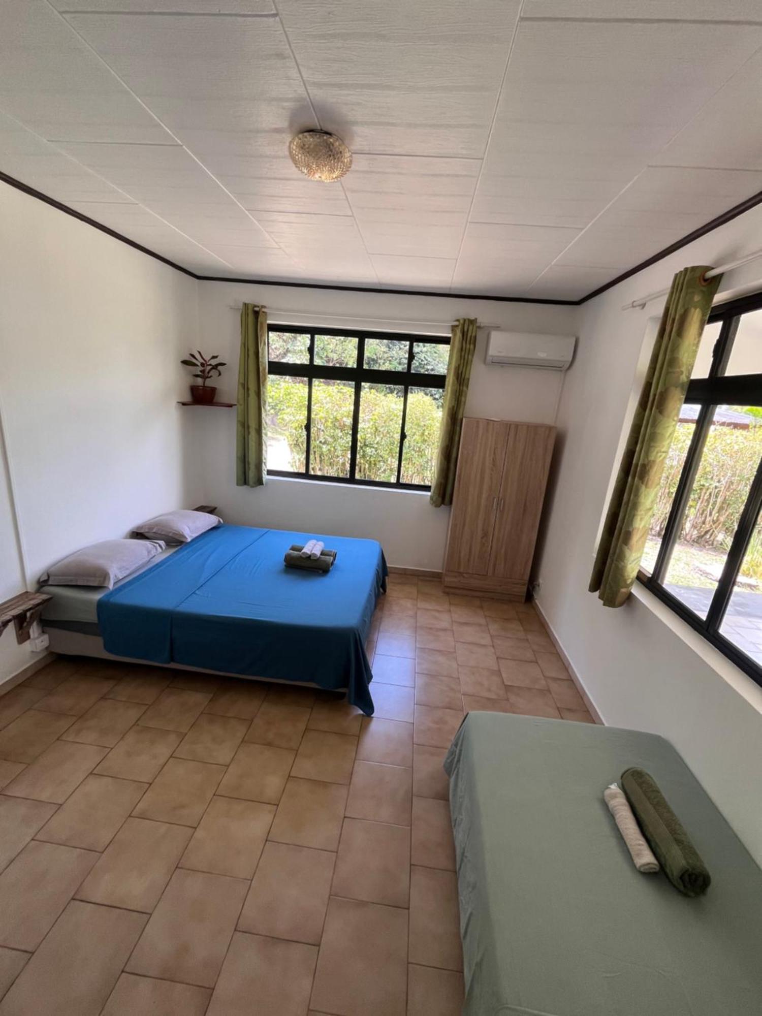 Tiki Lodge Hiva Oa Atuona Kültér fotó