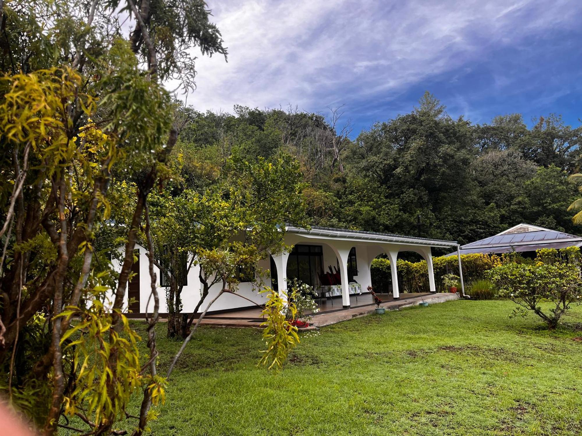 Tiki Lodge Hiva Oa Atuona Kültér fotó